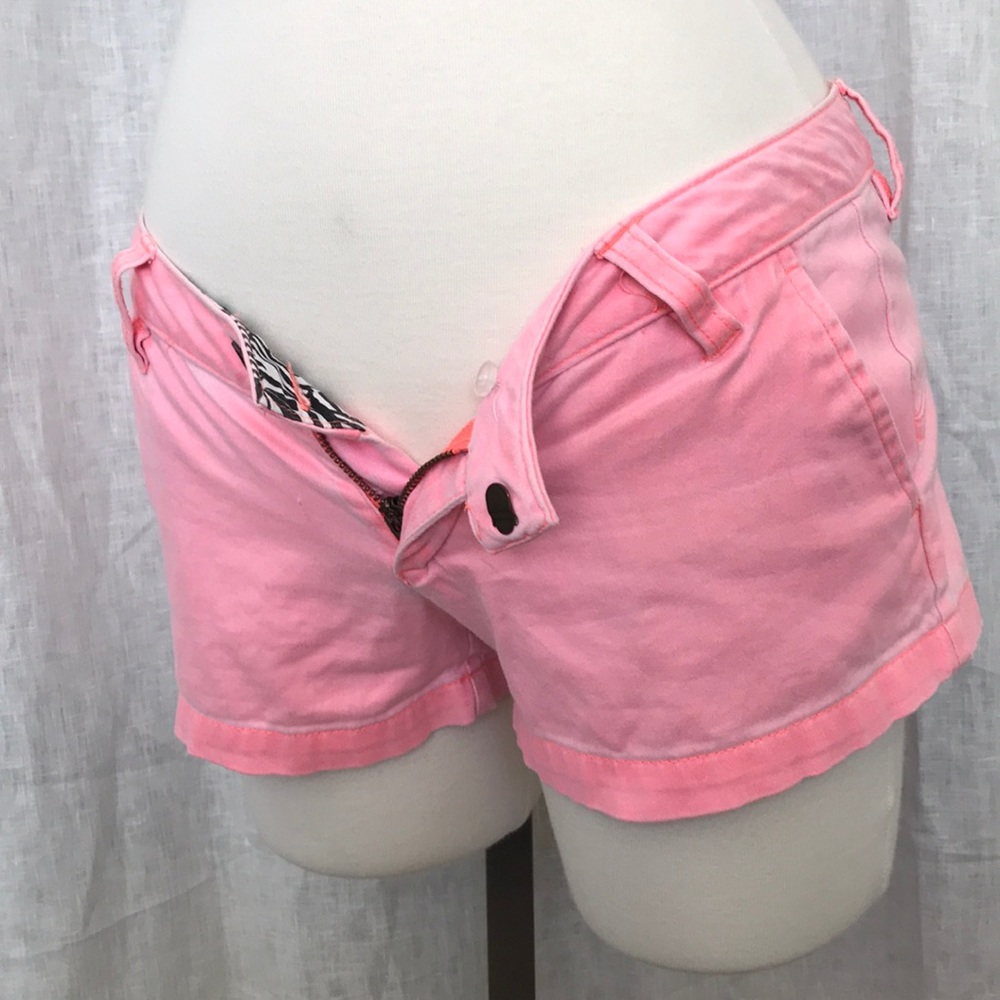 Volcom short - Picture 1 of 4